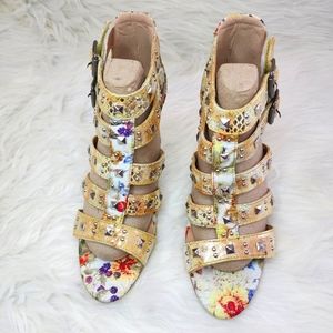 NWT L'ARTISTE DELECTABLE GLADIATOR SANDALS size 9 women's yellow multicolor